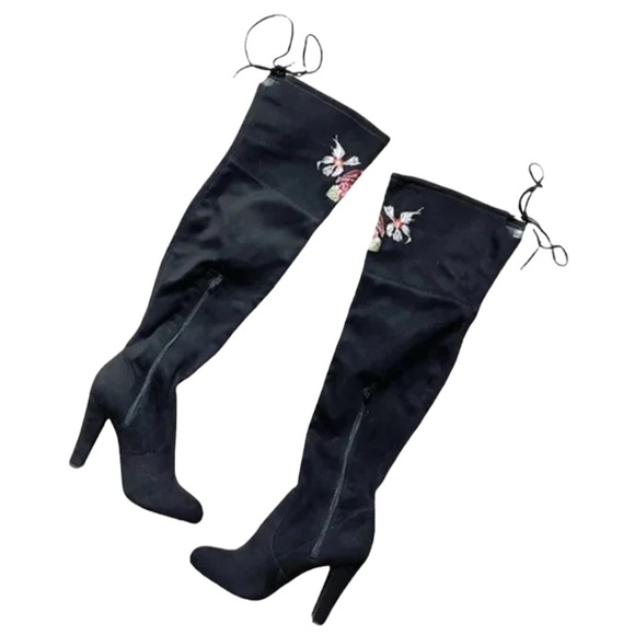 NIB Over thigh Hand Embroidered Rose boots - Picture 2 of 7